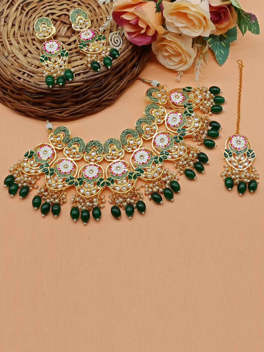 

AASHISH IMITATION Gold-Plated Kundan Studded Meenakari Jewellery Set