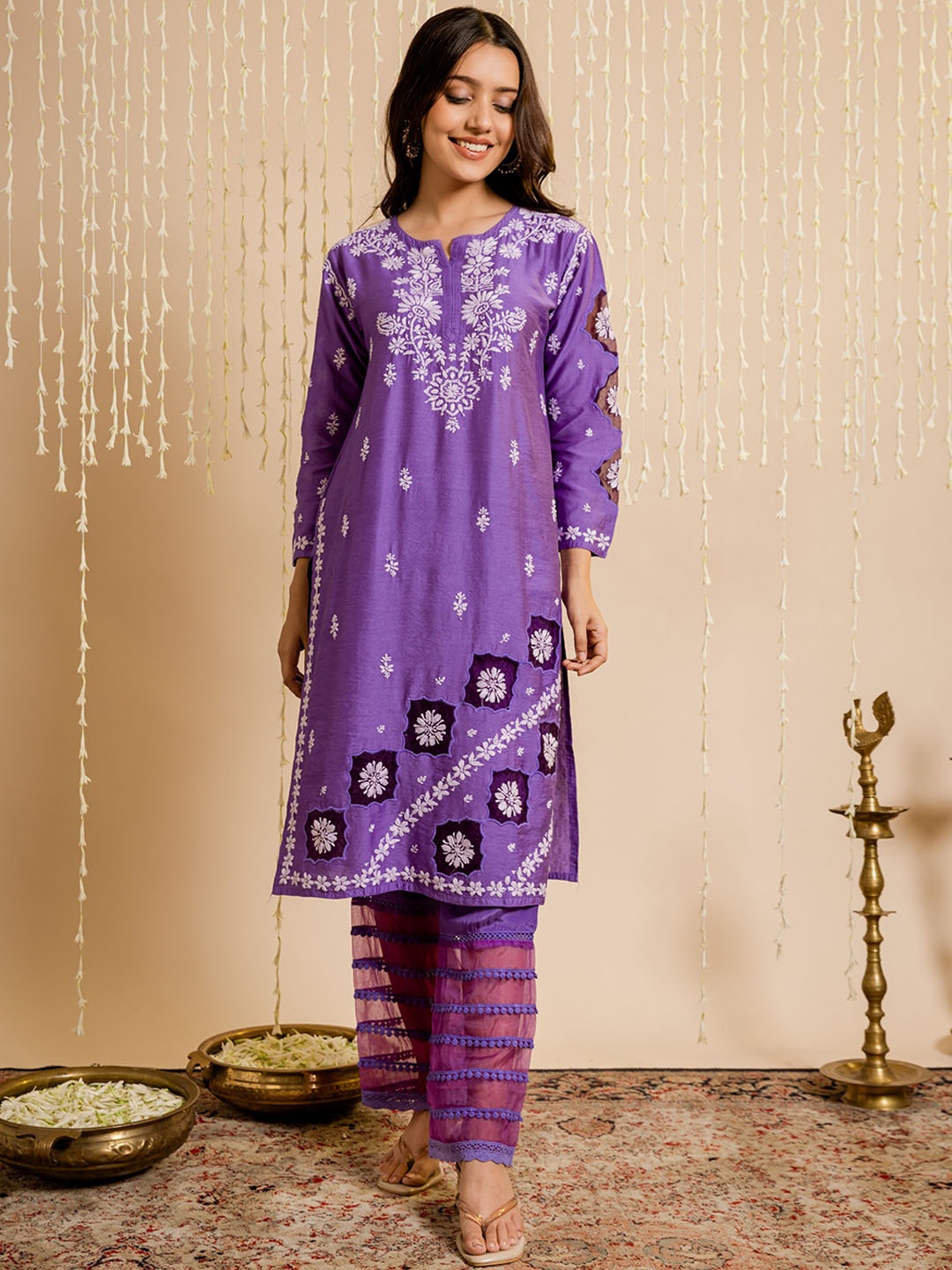 

HOUSE OF KARI Ethnic Motifs Embroidered Round Neck Chikankari Chanderi Silk Kurta, Purple