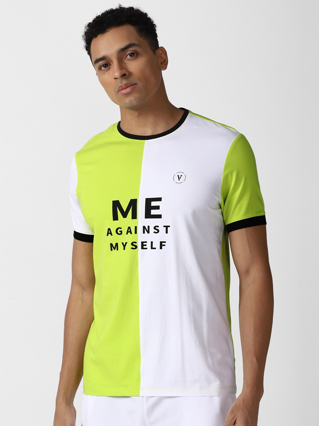 

Van Heusen Printed Slim Fit Sports T-shirt, Green