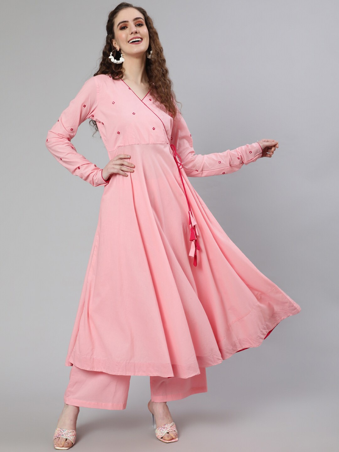 

Jaipur Kurti Geometric Embroidered Mirror Work Pure Cotton Anarkali Kurta With Trousers, Pink