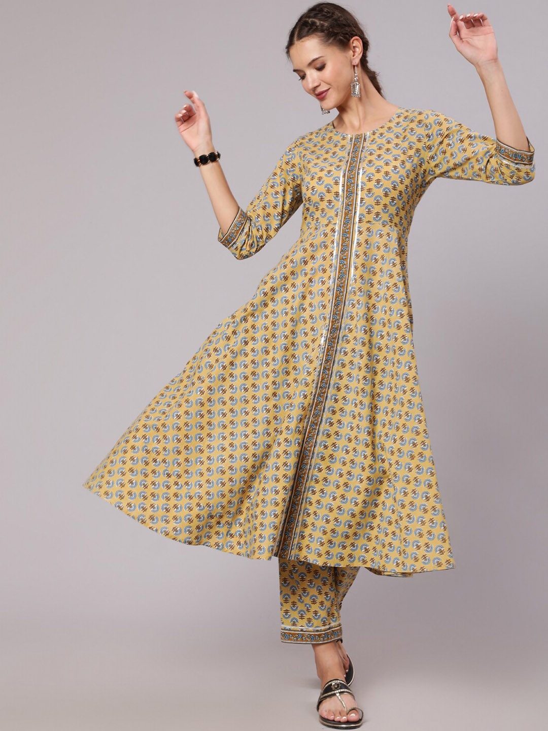 

Jaipur Kurti Yellow Ethnic Printed Regular Gotta Patti Pure Cotton Kurta With Trousers