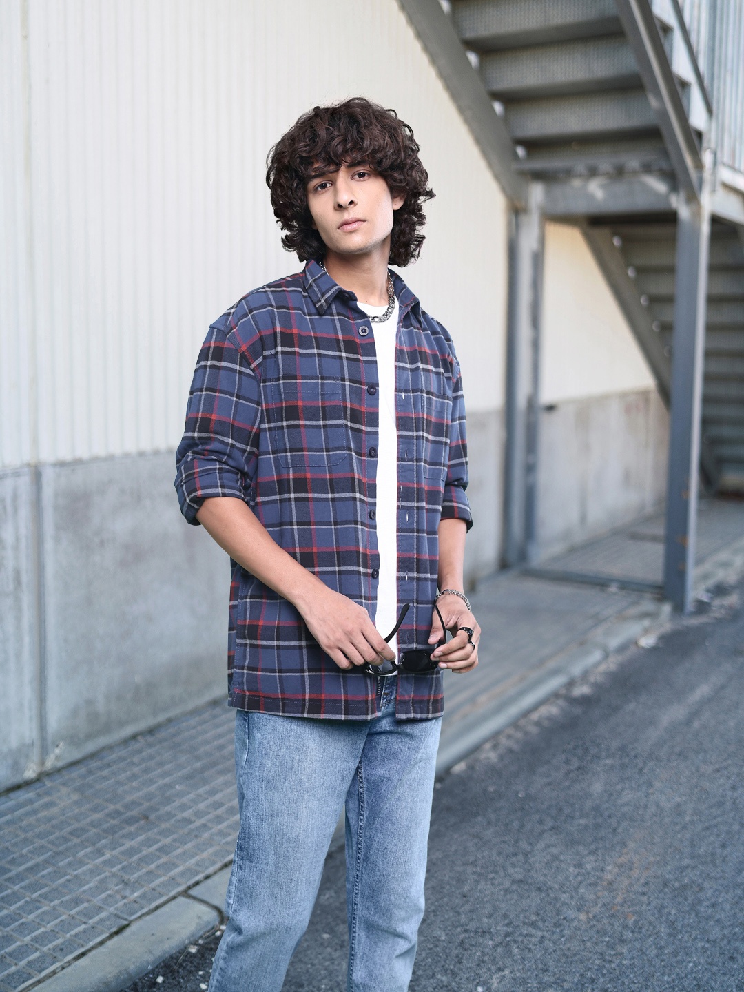 

The Roadster Lifestyle Co. Relaxed Tartan Checked Pure Cotton Shirt, Navy blue