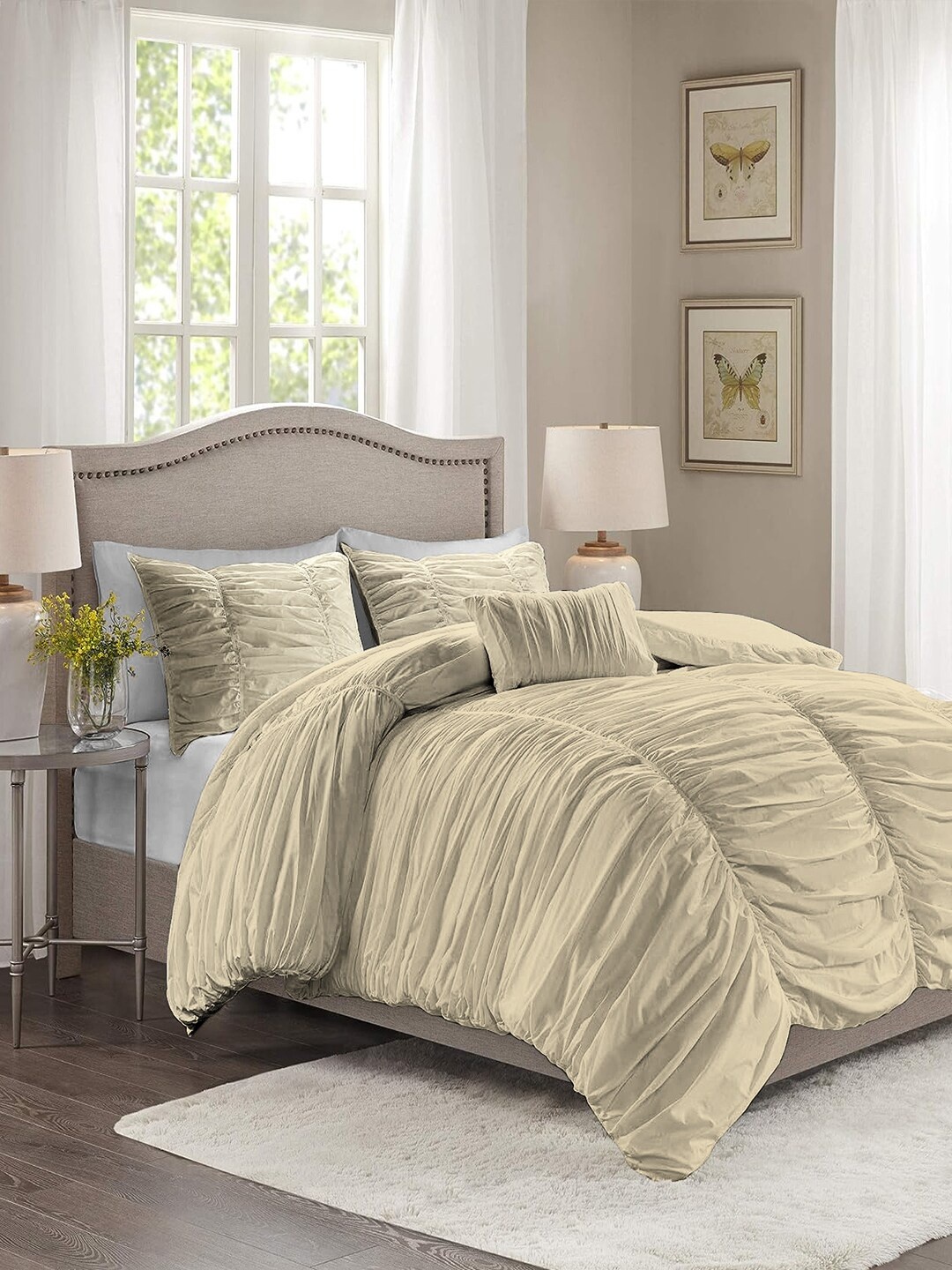 

THE WHITE MOSS Beige Heavy Winter 150 GSM Double Bed Comforter With 2 Pillow Covers