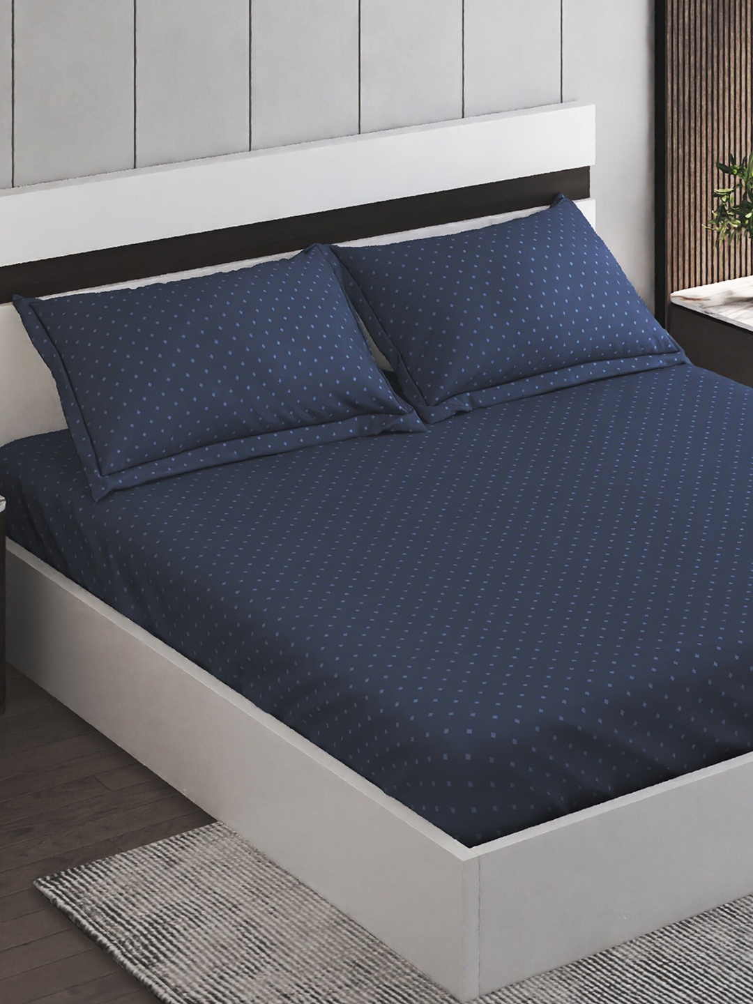 

Home Centre Blue Geometric Cotton Fitted 150 TC King Bedsheet With 2 Pillow Covers