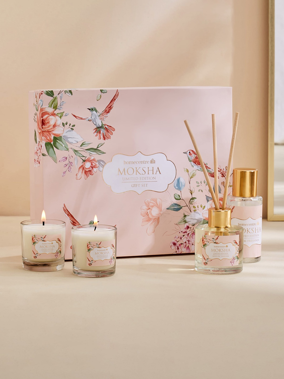 

Home Centre Moksha Peach & Red 5 Pieces Currant Fragrance Gift Set