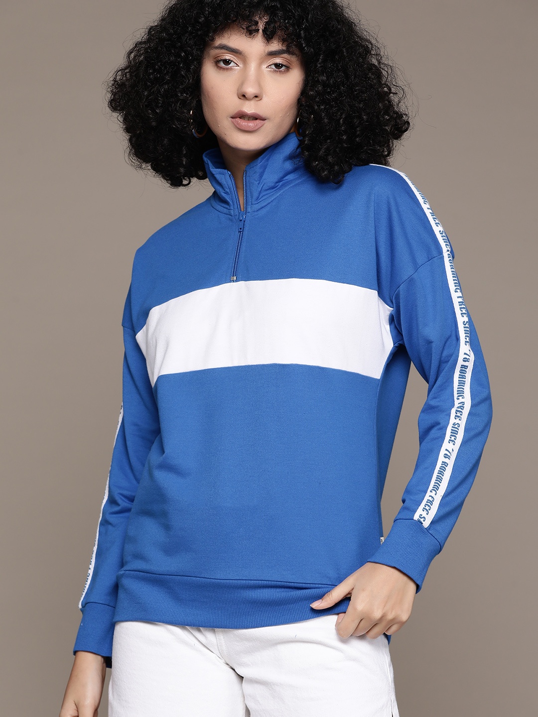 

Roadster Women Colourblocked Sweatshirt, Blue