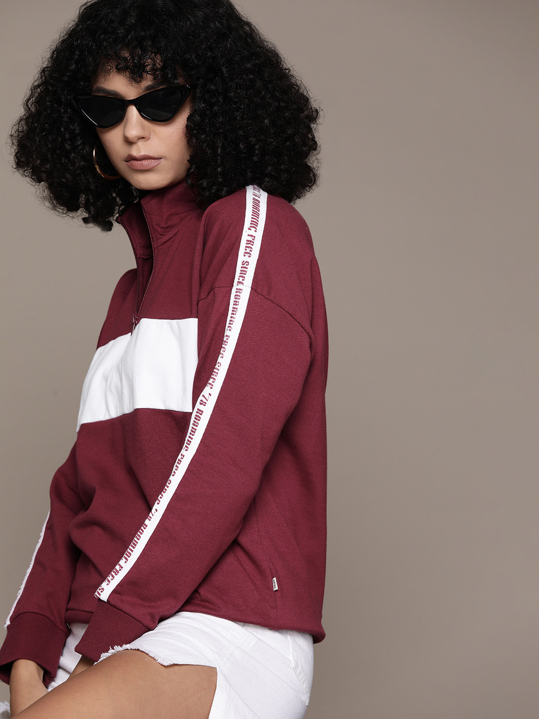 

Roadster Women Colourblocked Pullover Sweatshirt, Maroon