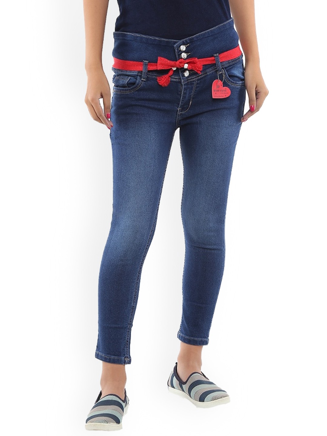 

V-Mart Women Regular Fit Mid-Rise Light Fade Cotton Jeans, Blue