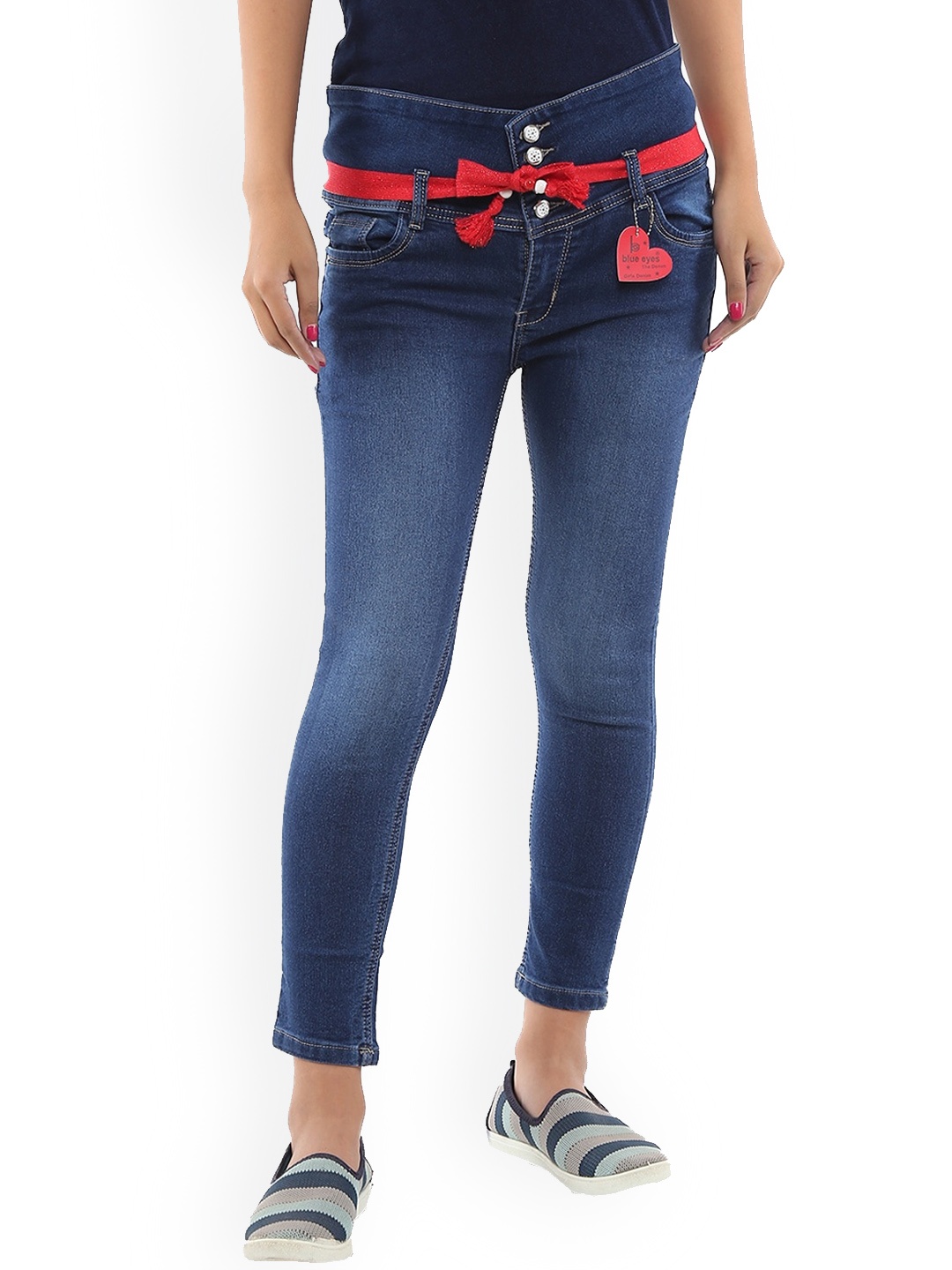 

V-Mart Women Regular Fit Mid-Rise Light Fade Cotton Jeans, Blue