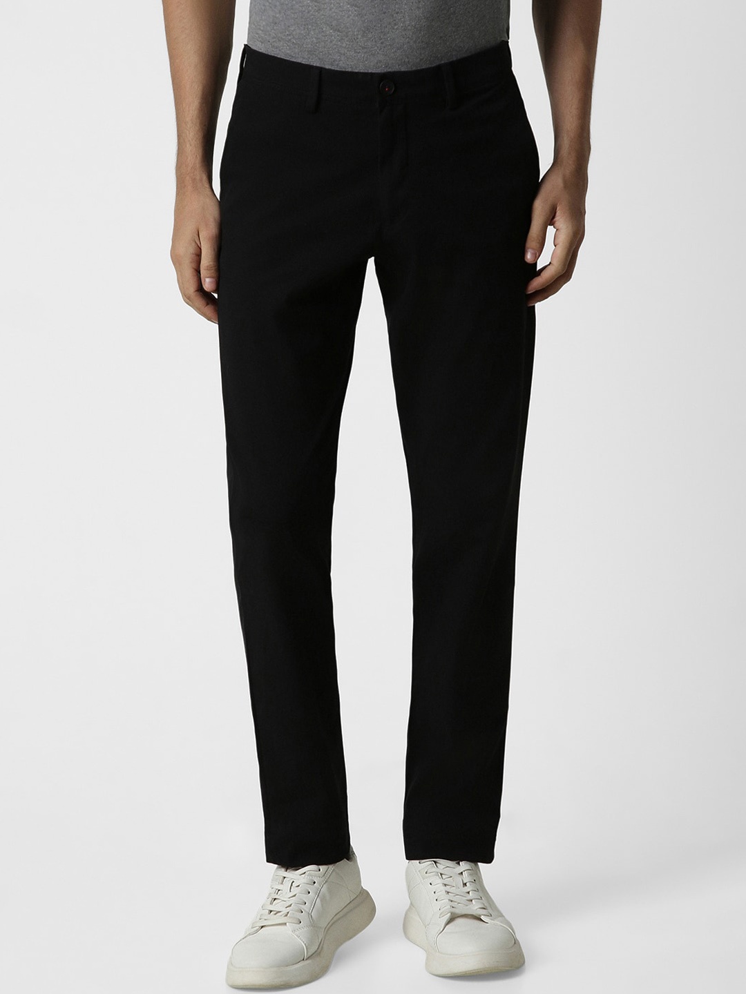 

Van Heusen Sport Men Slim Fit Mid Rise Trousers, Black