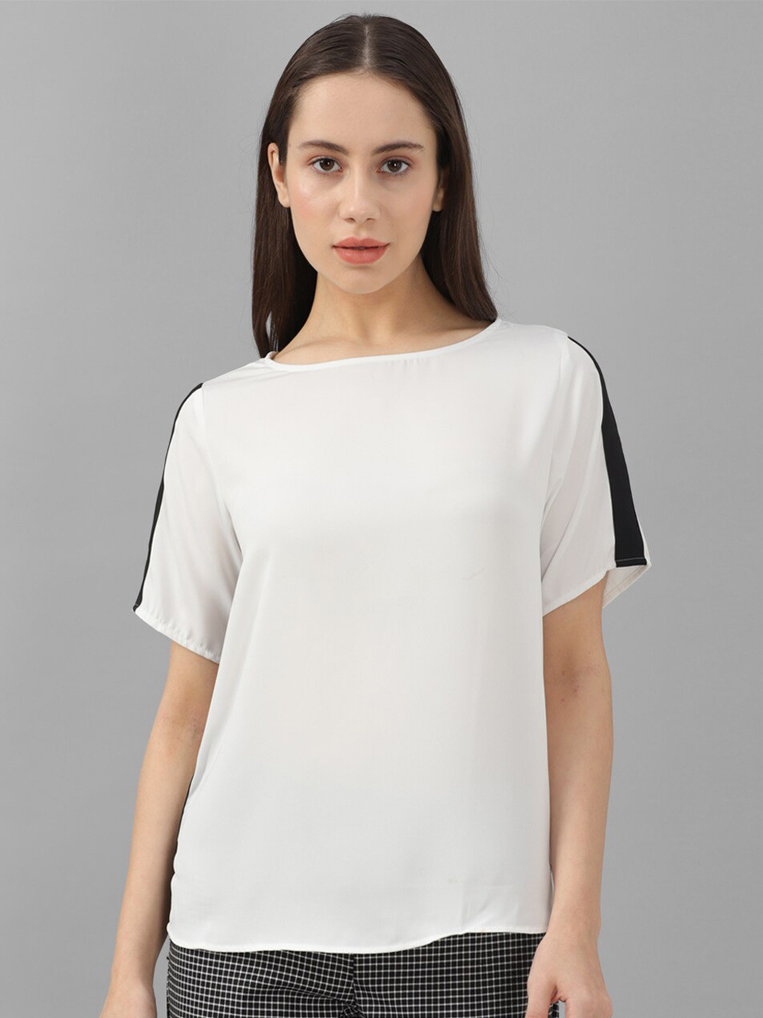 

Allen Solly Woman Round Neck Casual Top, White
