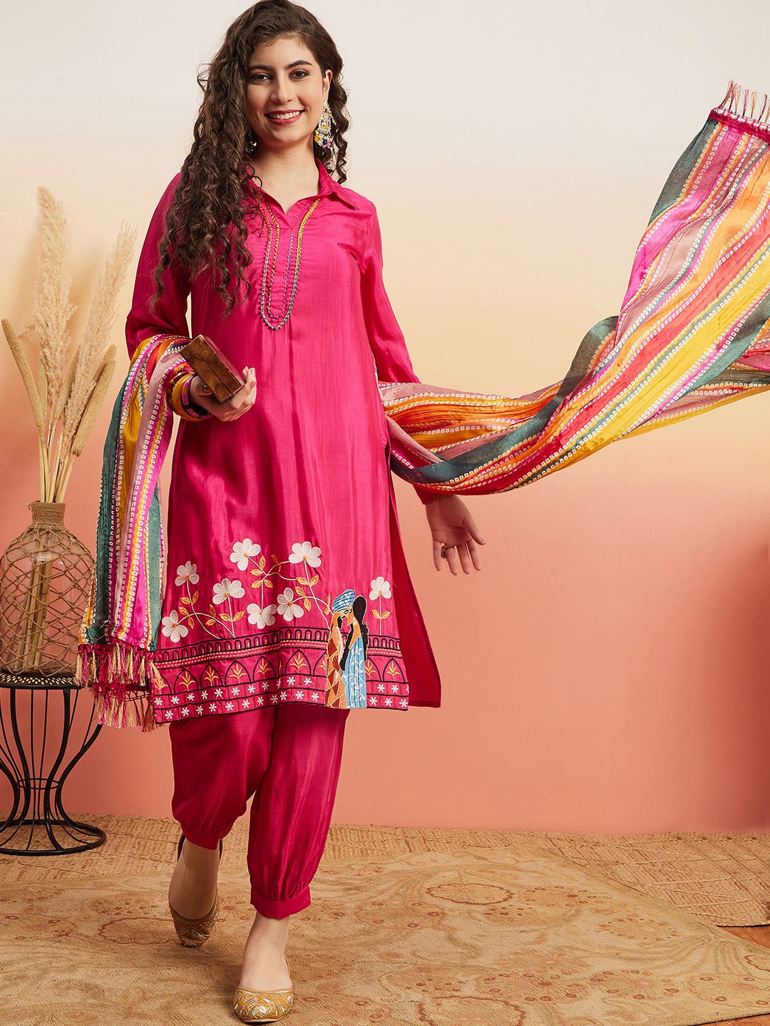 

Sangria Pink Ethnic Motifs Embroidered Gotta Patti Kurta With Trousers & Dupatta
