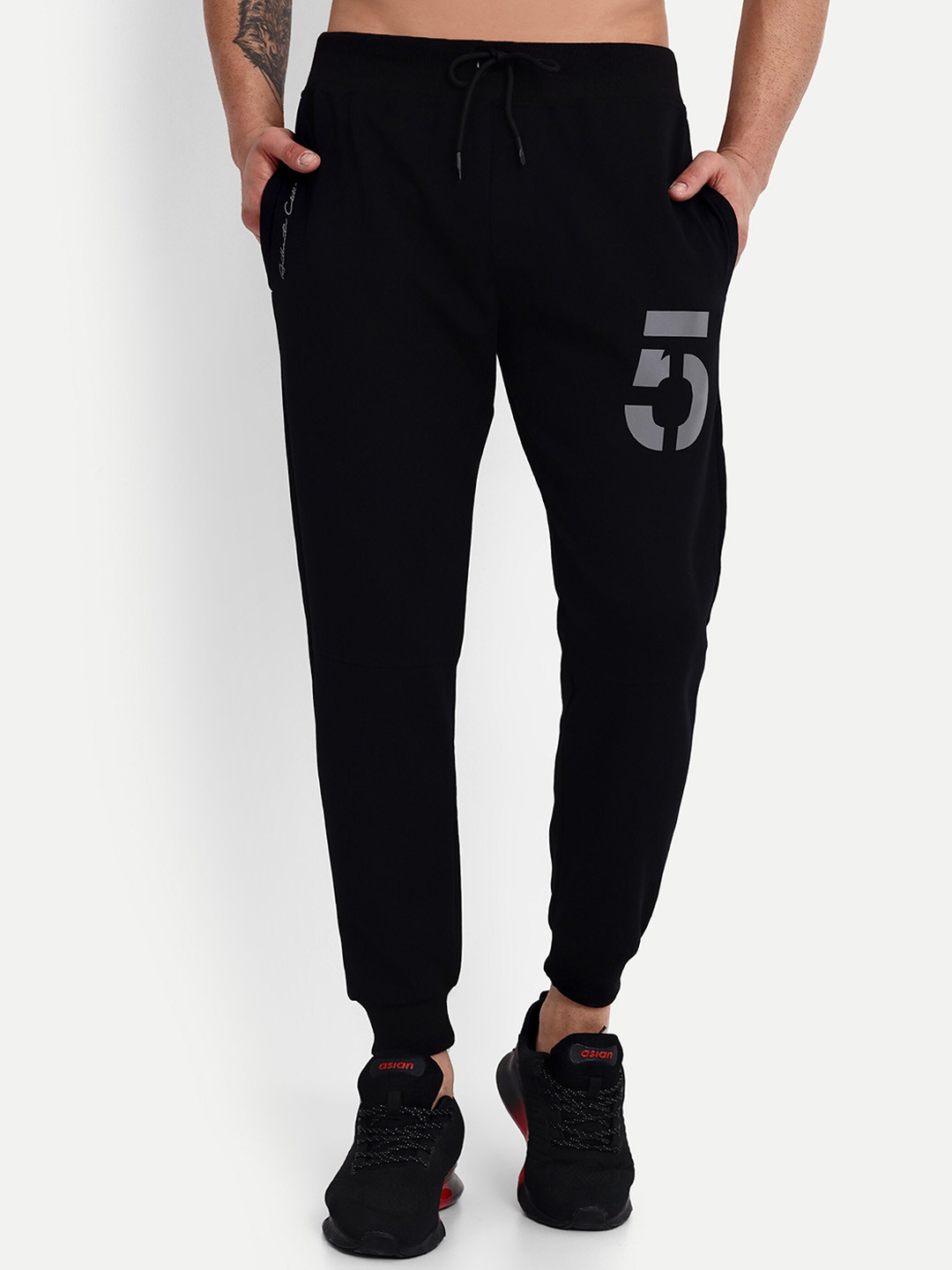 

REPRISE Men Mid-Rise Antimicrobial Joggers, Black