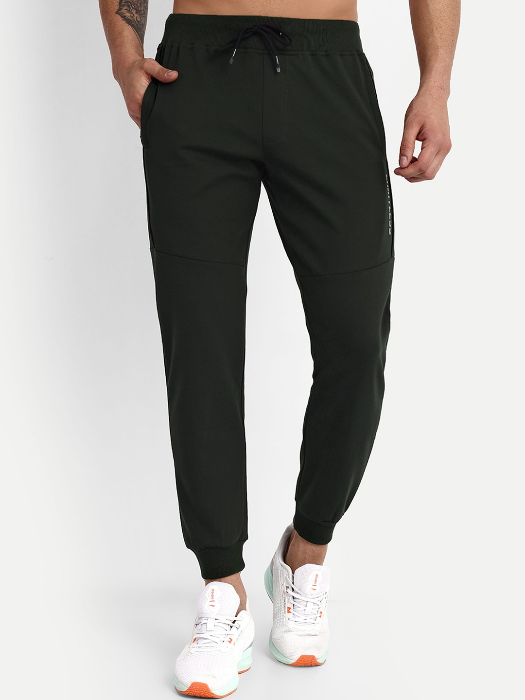 

REPRISE Men Regular Fit Mid Rise Joggers, Olive