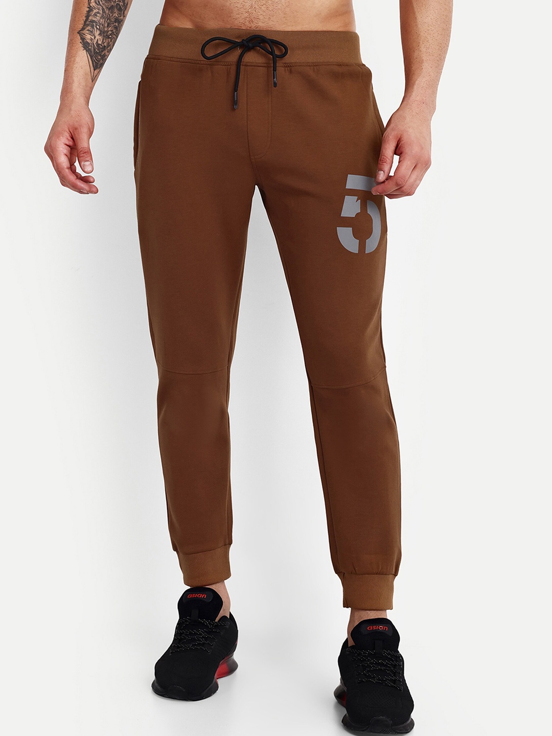 

REPRISE Men Mid-Rise Antimicrobial Joggers, Brown