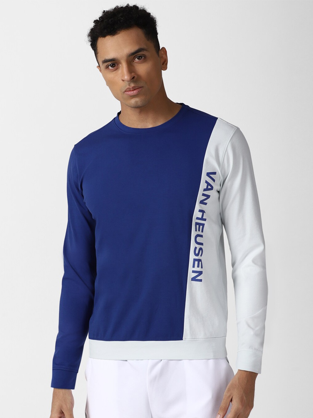 

Van Heusen Flex Colourblocked Pullover Sweatshirt, Blue