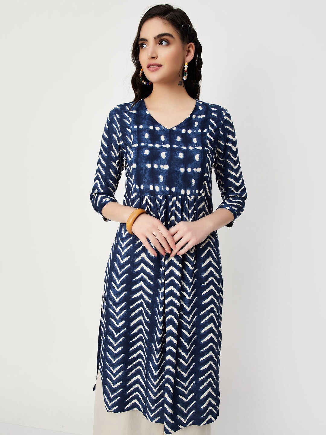 

max Geometric Printed Kurta, Blue