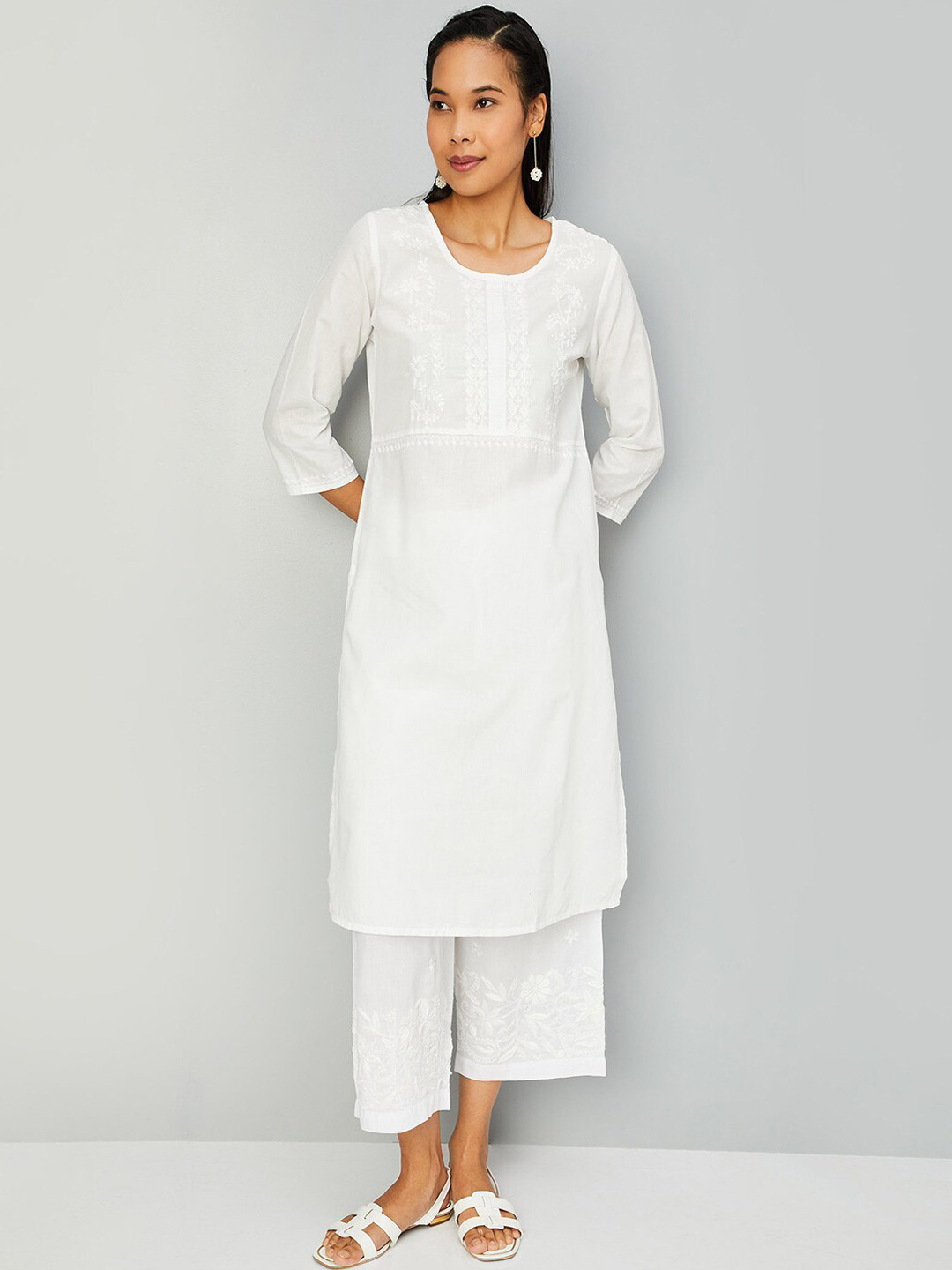 

max Floral Yoke Design Cotton Thread Work Kurta, White