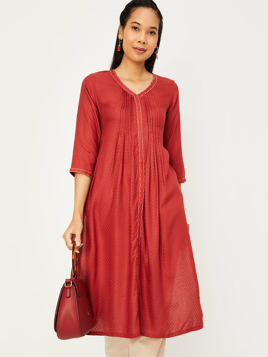 

max Woven Design A-Line Pleated Kurta, Orange