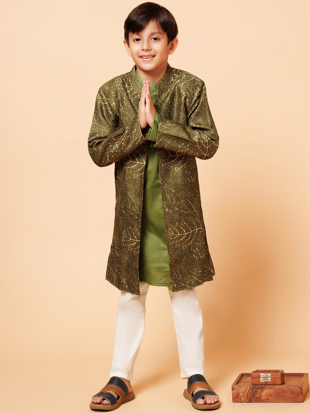 

PICCOLO Boys Pure Cotton Mandarin Collar Kurta With Pyjamas, Green