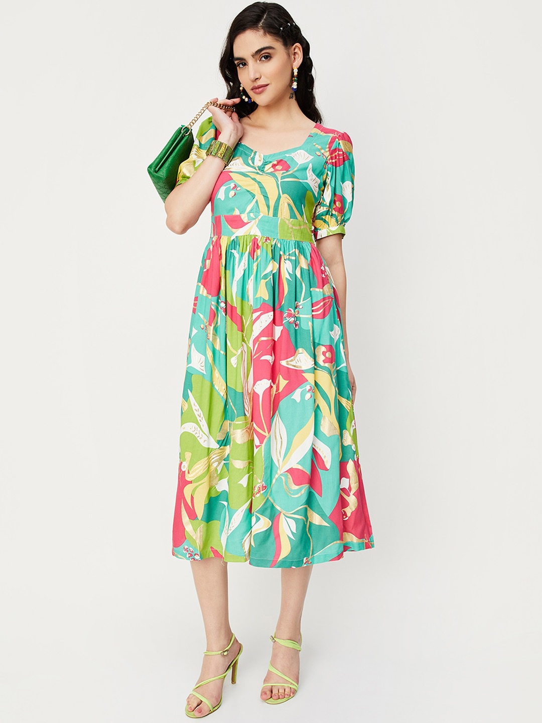 

max Abstract Printed Sweetheart Neck Puff Sleeves Fit & Flared Midi Dress, Green