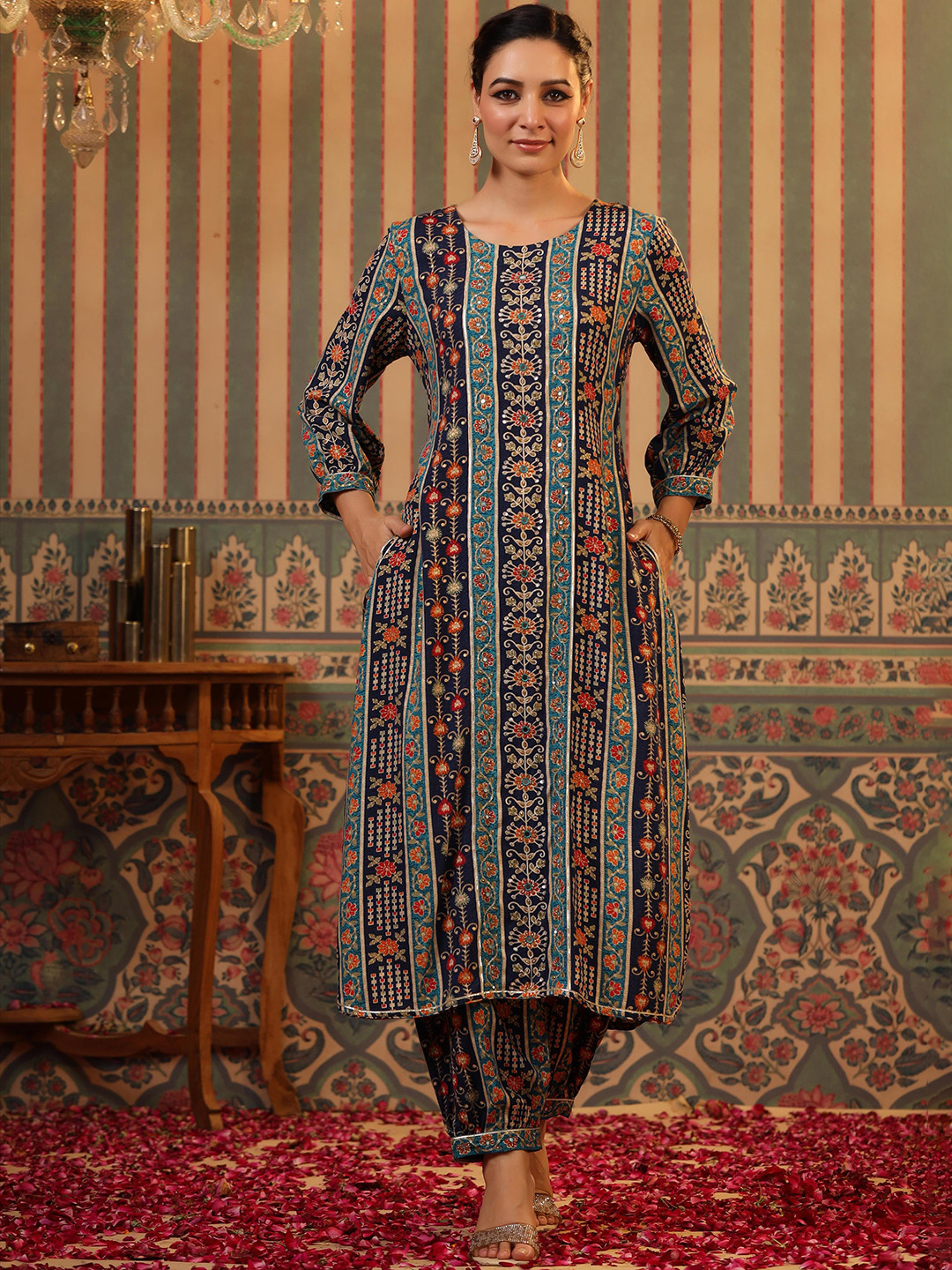 

SCAKHI Floral Printed Mirror Work Kurta with Patiala, Navy blue