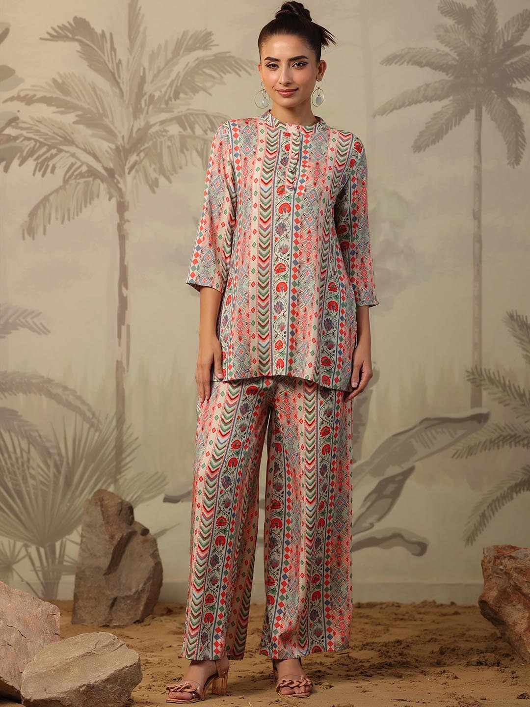 

SCAKHI Ethnic Motifs Printed Tunic & Palazzos, White