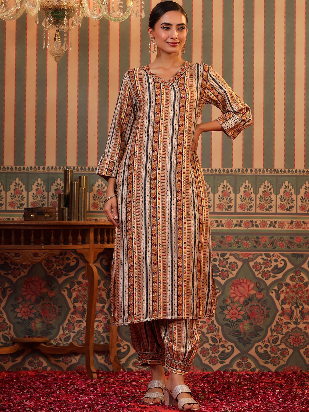 

SCAKHI Ethnic Motifs Printed Gotta Patti Kurta with Patiala, Beige