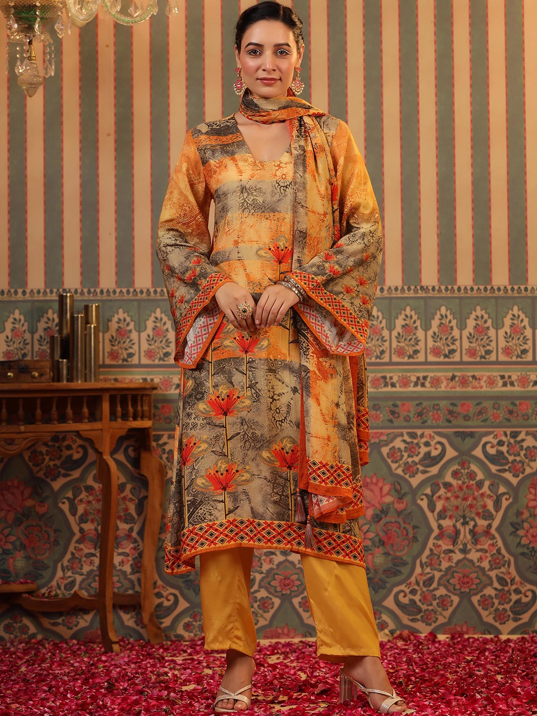 

SCAKHI Floral Printed V-Neck Pakistani Style Kurta with Trousers & Dupatta, Mustard