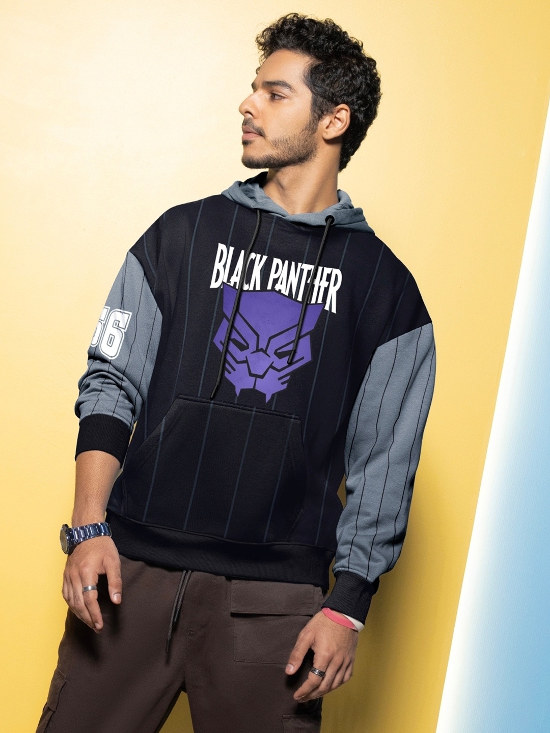 

Bewakoof Heavy Duty 1.0 Men Forever King Graphic Printed Oversized Hoodies, Grey