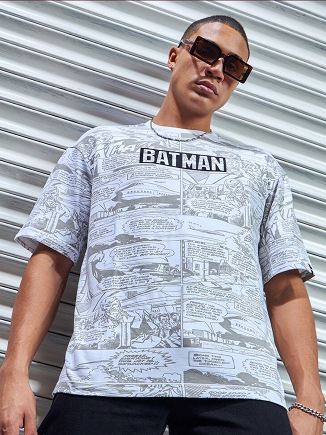 

Bewakoof Heavy Duty 1.0 Men White Batman All Over Printed Oversized T-shirt