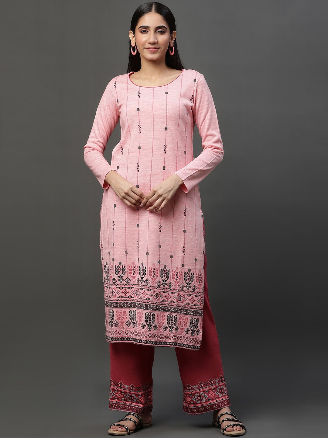 

AURELIA Ethnic Motifs Printed Straight Acrylic Kurta with Palazzos, Peach