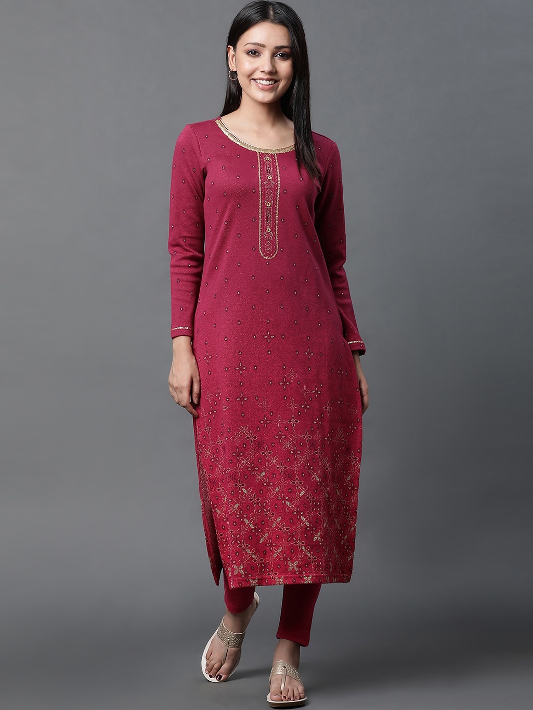 

AURELIA Floral Printed Sequinned Kurta With Leggings, Pink