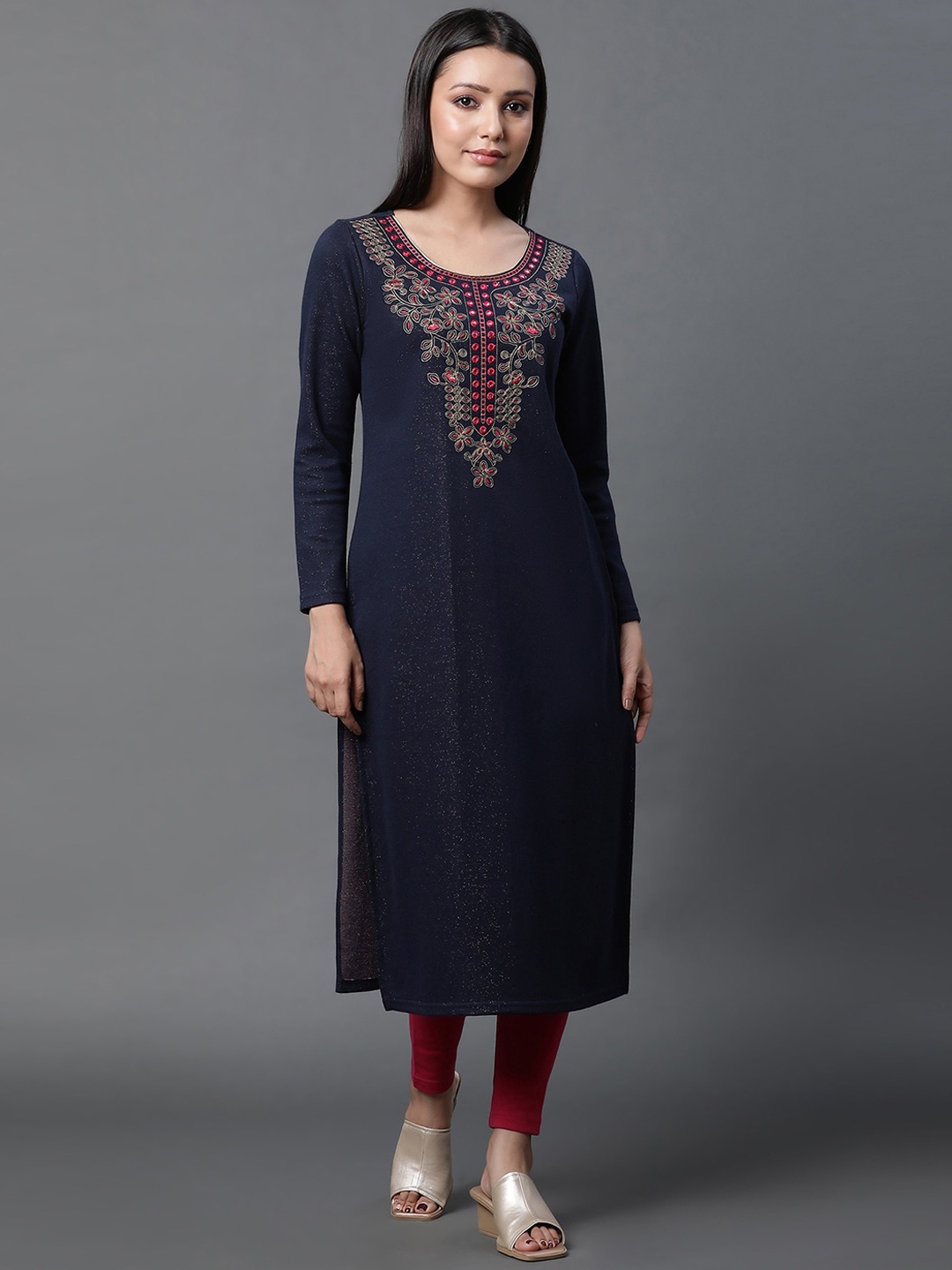 

AURELIA Floral Yoke Design Thread Work Kurta With Leggings, Navy blue