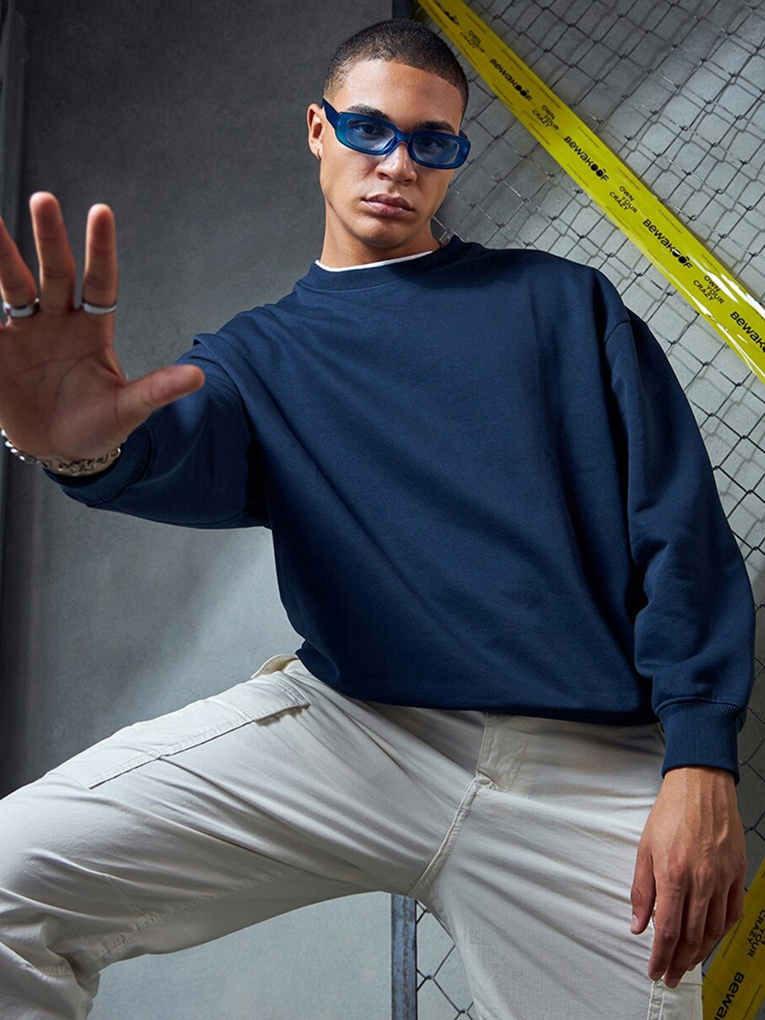 

Bewakoof Heavy Duty 1.0 Oversized Sweatshirt, Navy blue