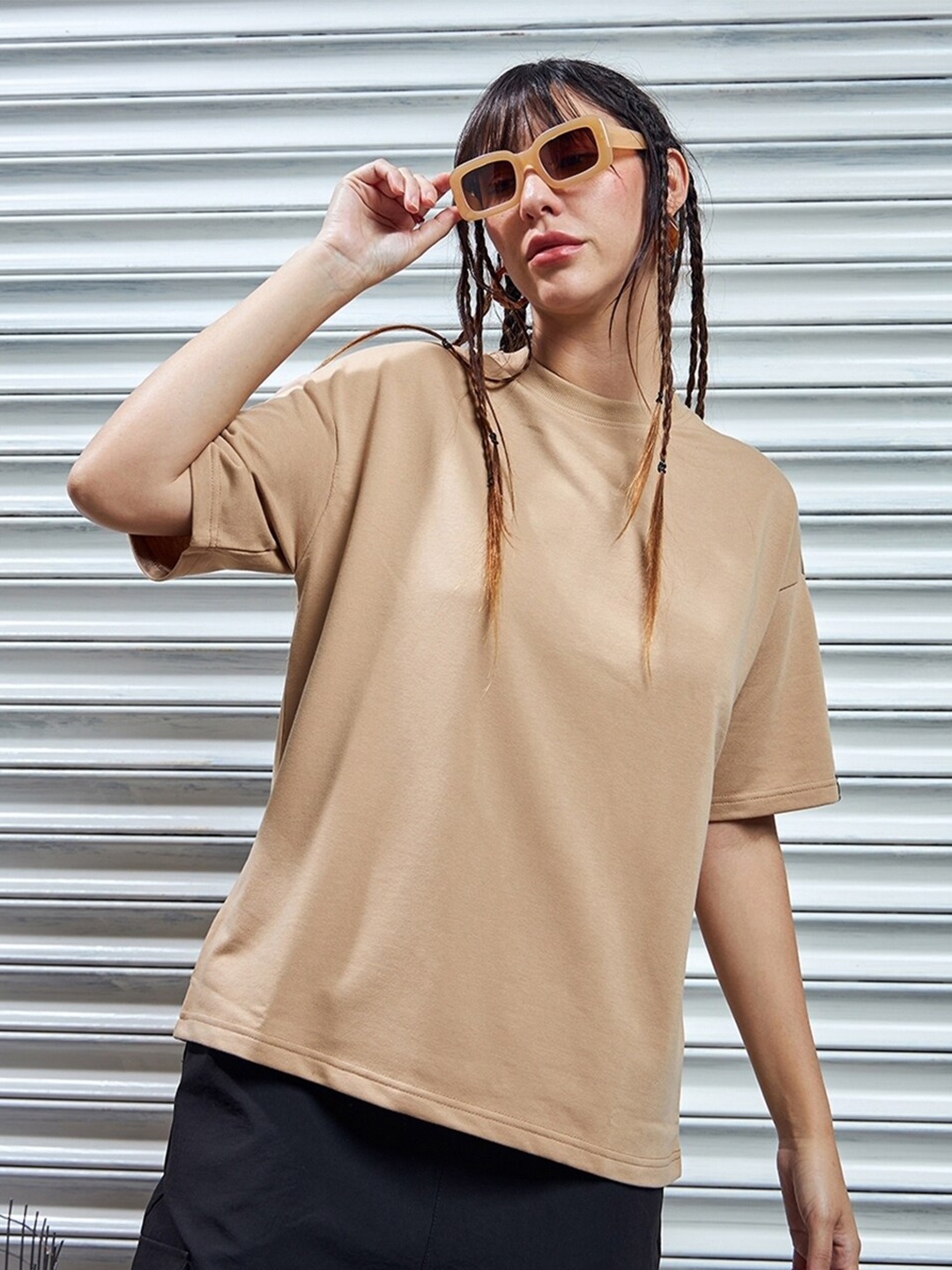 

Bewakoof Heavy Duty 1.0 Oversized T-shirt, Brown
