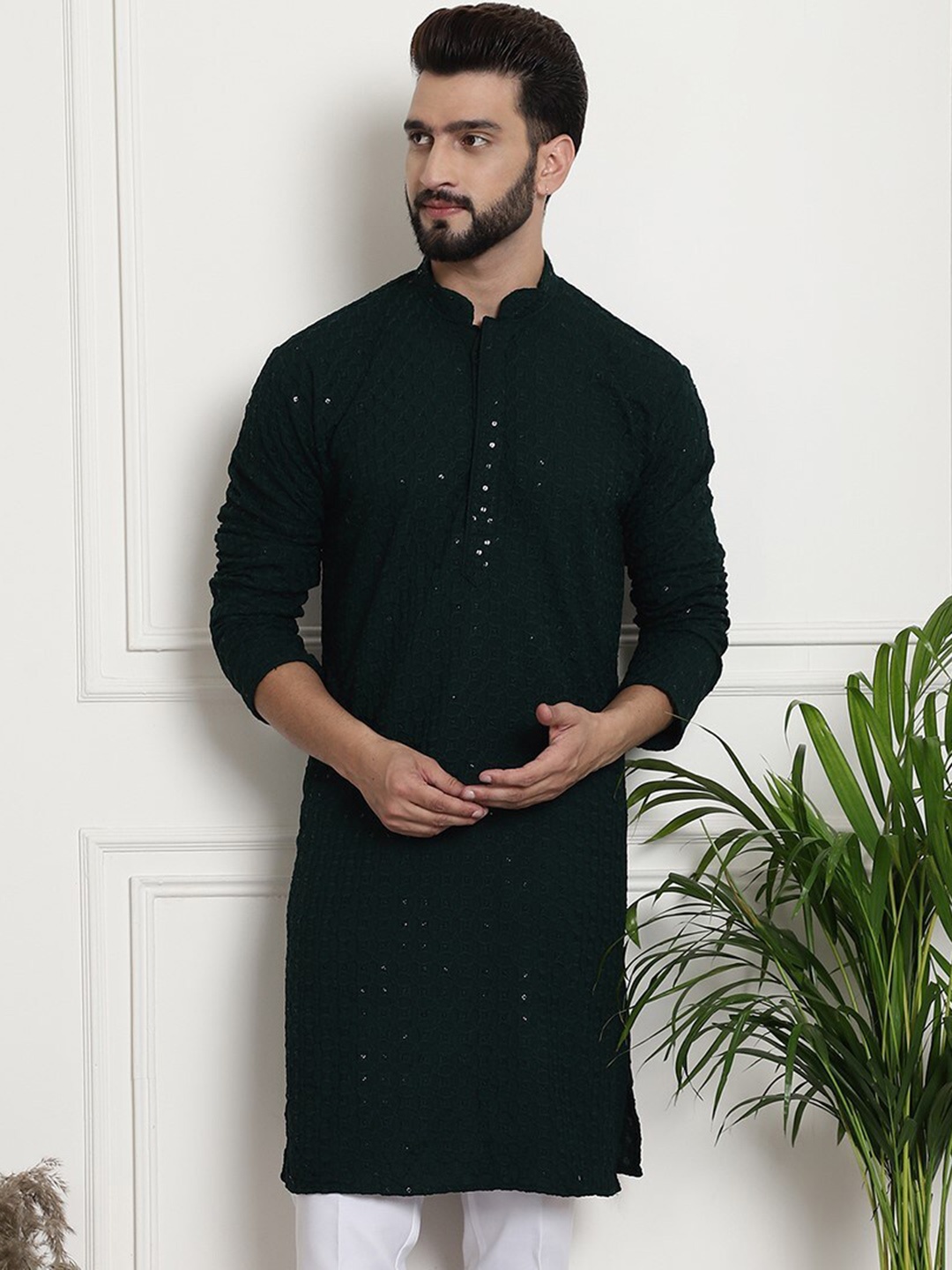 

Armaan Ethnic Geometric Embroidered Sequinned Mandarin Collar Cotton Straight Kurta, Olive