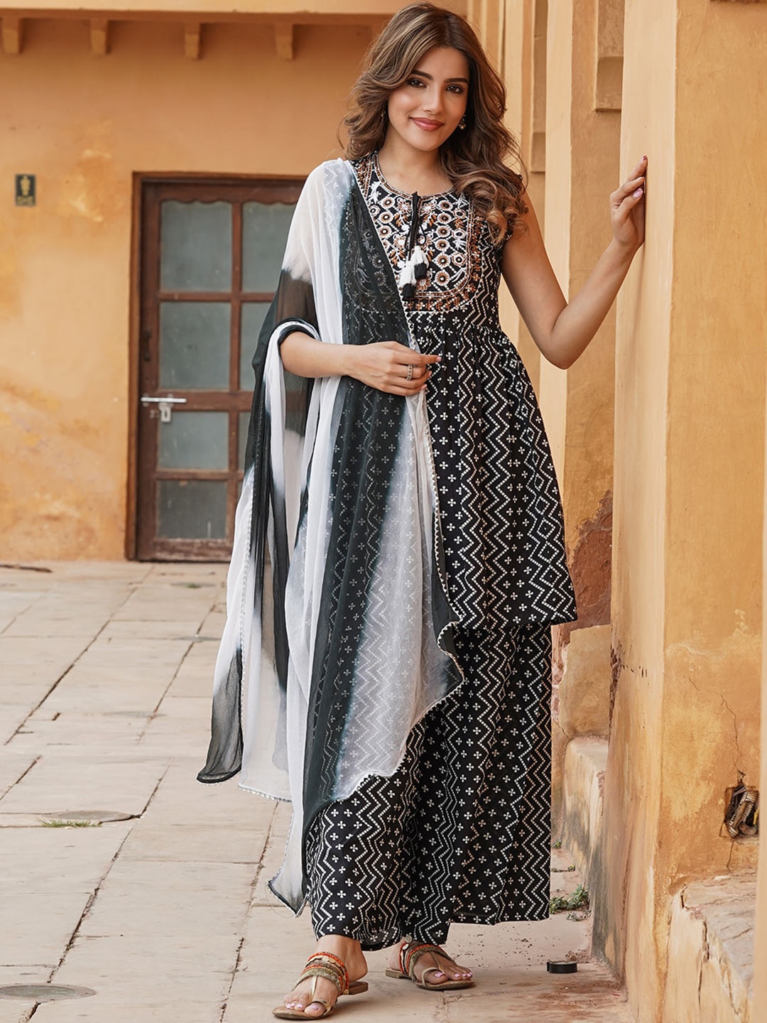 

KALINI Bandhani Printed Regular Thread Work Kurta with Sharara & With Dupatta, Black