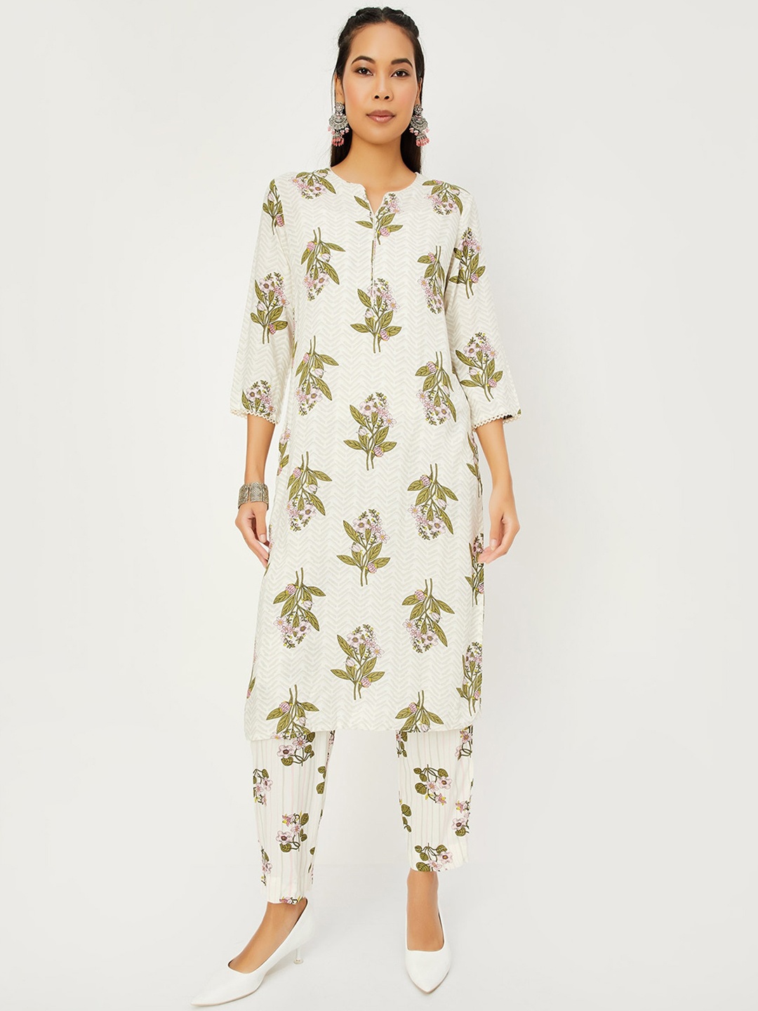 

max Floral Printed Kurta With Trousers, Off white