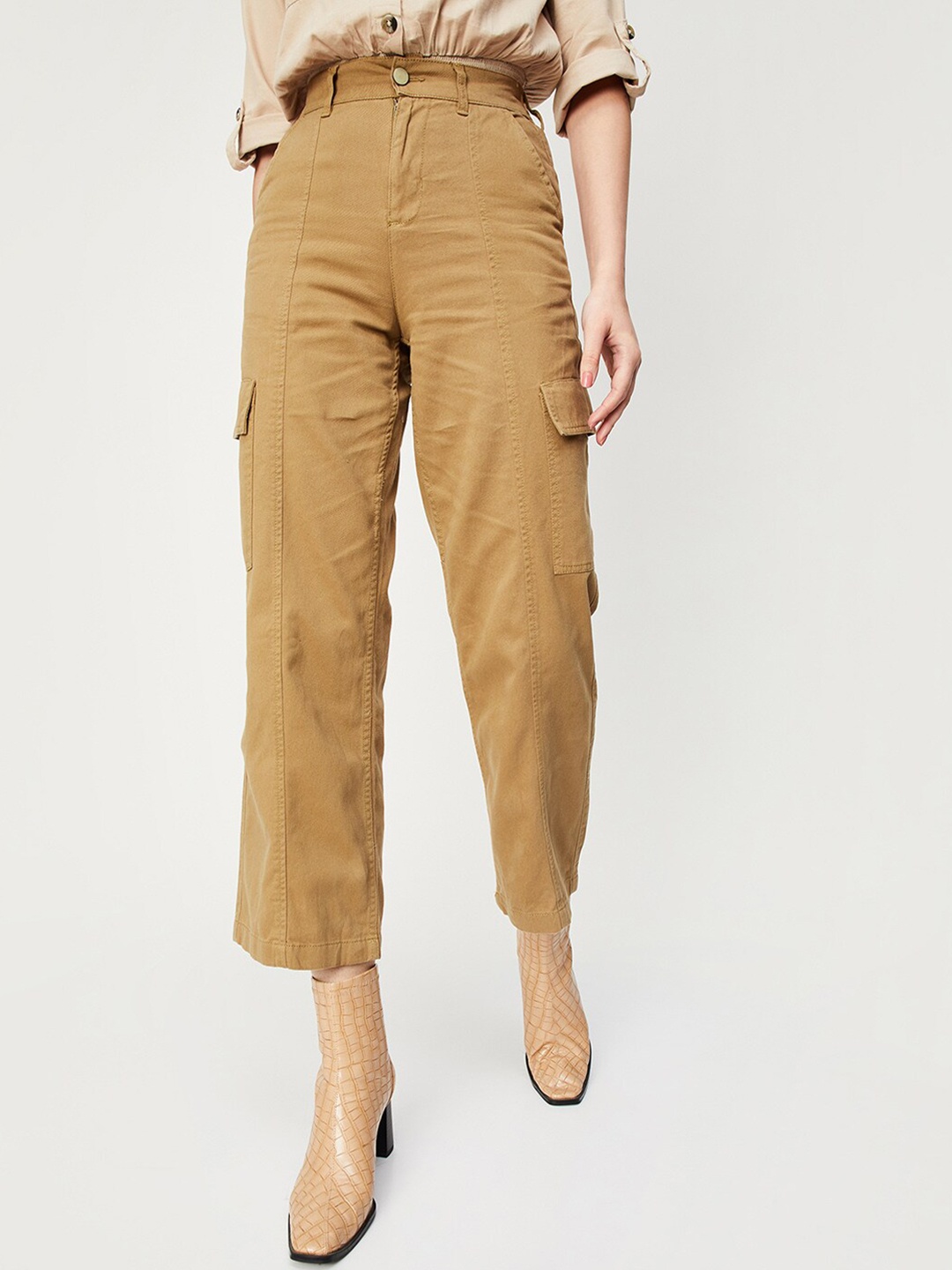 

max Women Mid-Rise Cotton Cropped Cargos Trousers, Beige