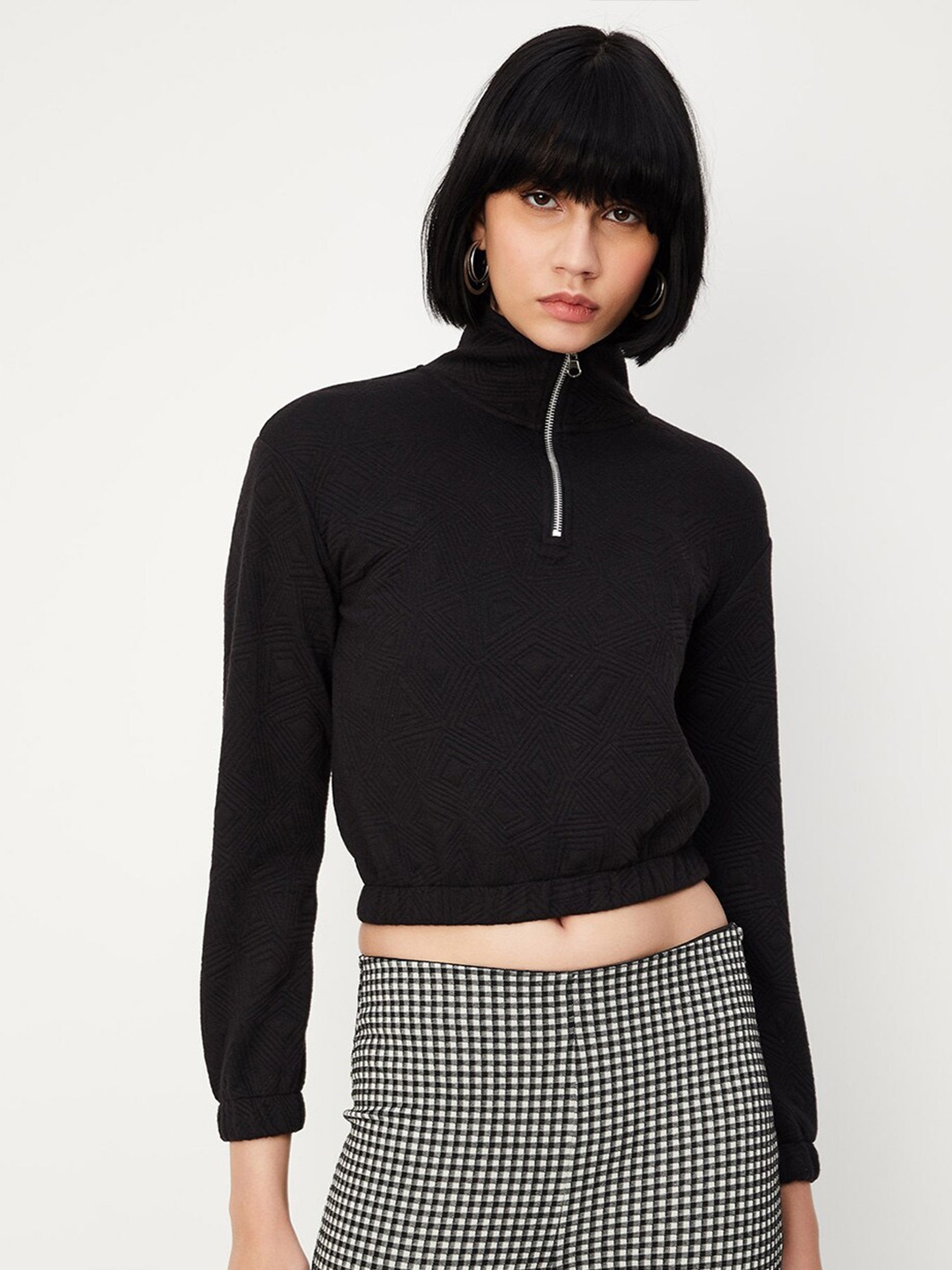 

max High Neck Crop Pullover, Black