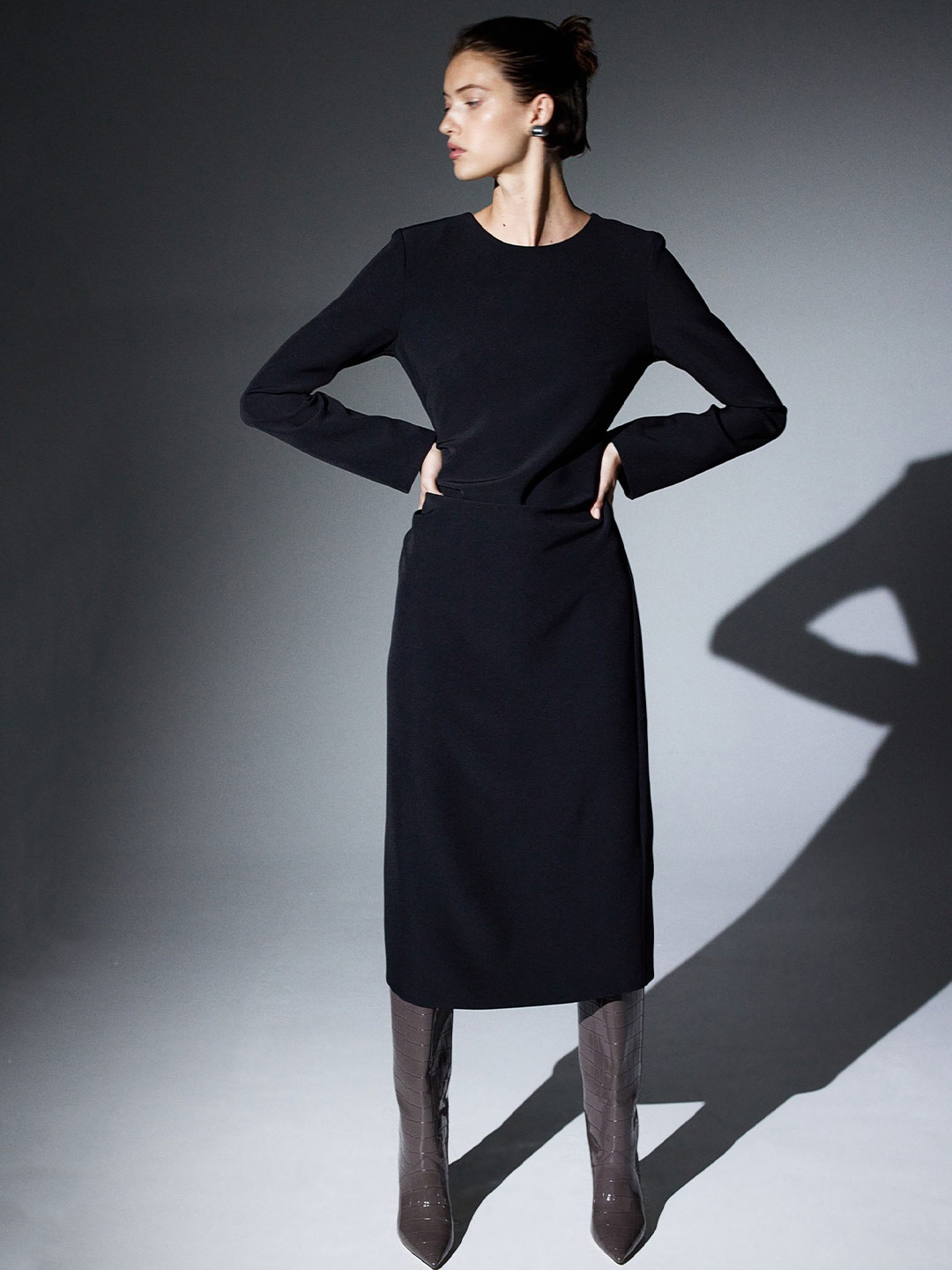 

H&M Shoulder-Pad Dress, Black