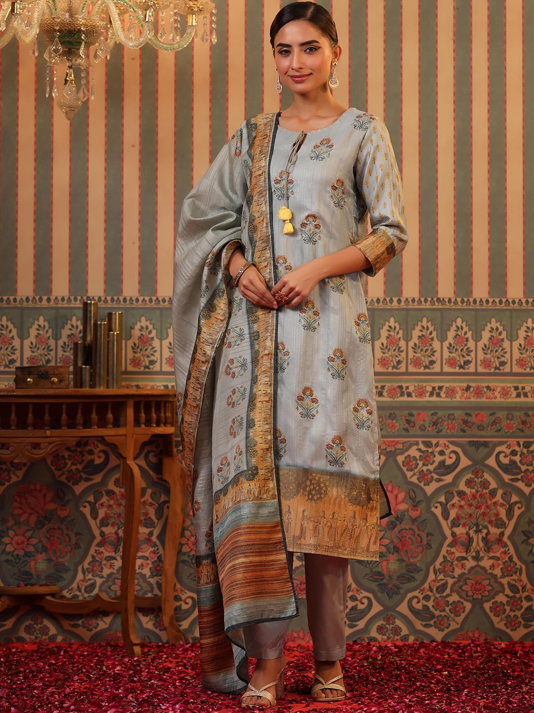 

SCAKHI Floral Printed Sequinned Kurta With Trousers & Dupatta, Blue