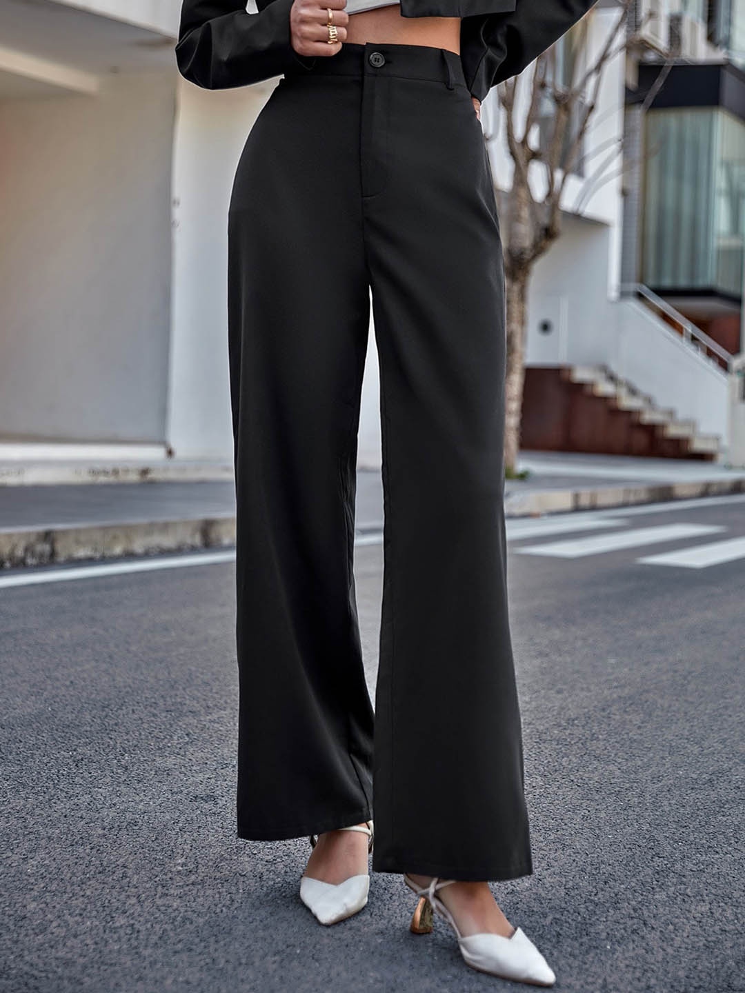 

AAHWAN Women Loose Fit High-Rise Plain Parallel Trousers, Black