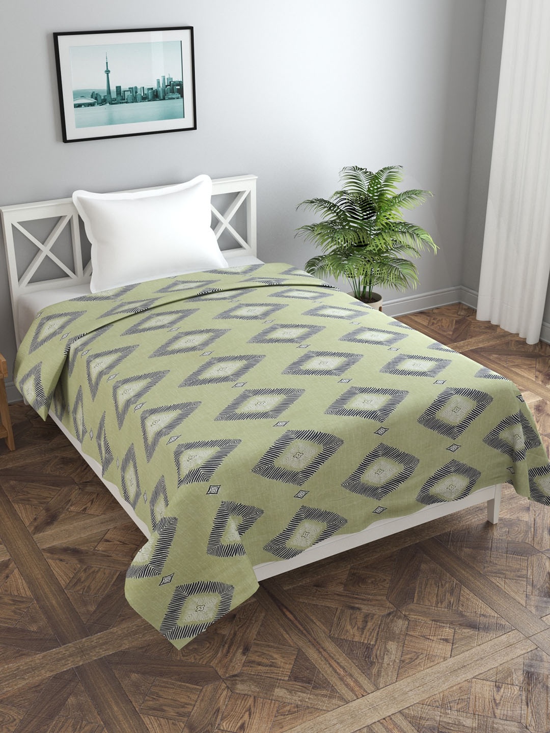 

MORADO Green & Blue Printed Single Duvet Cover