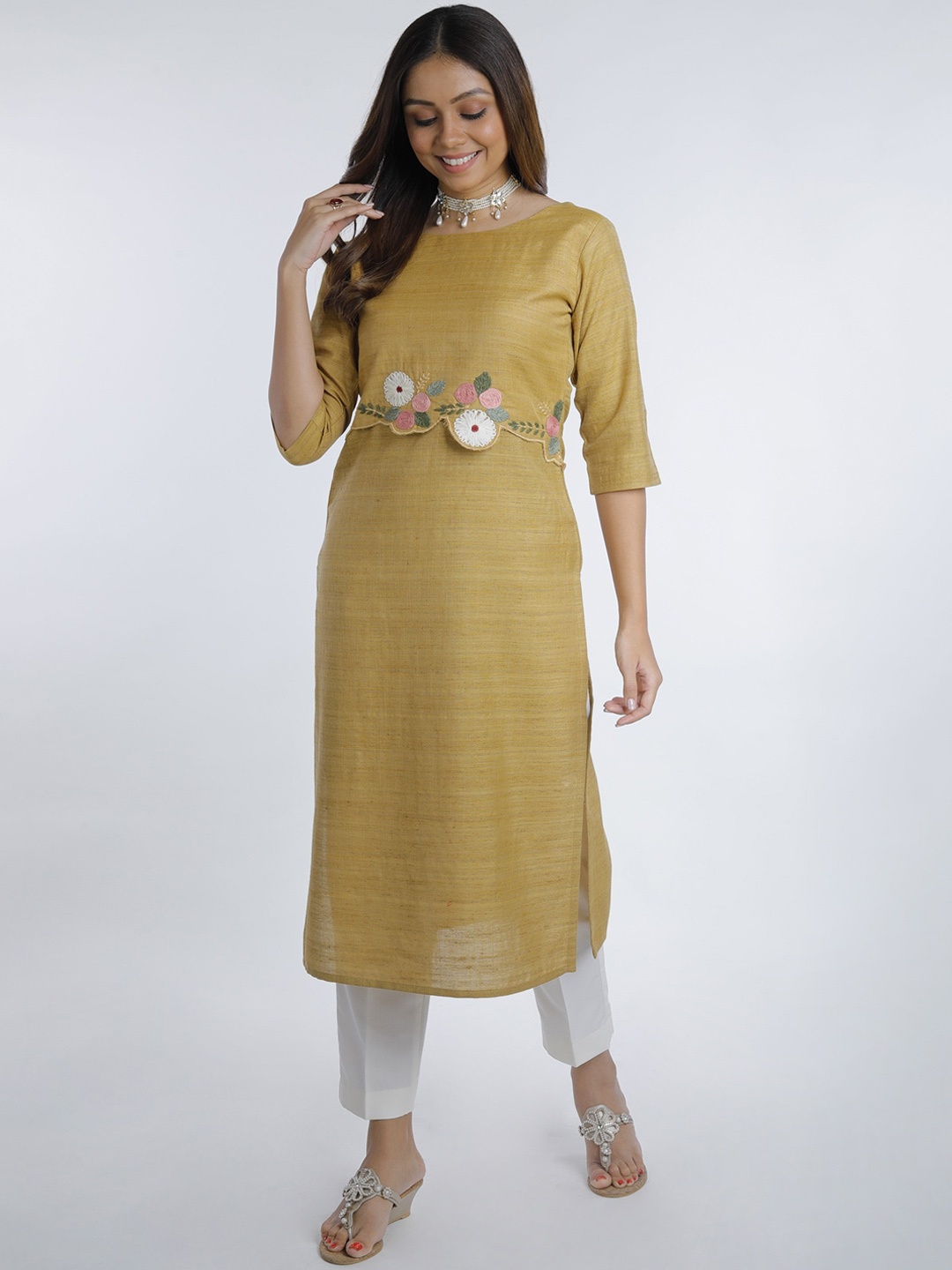 

LAAKHI Floral Embroidered Round Neck Straight Kurta, Mustard