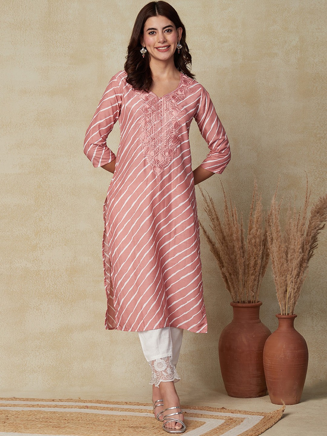 

FASHOR Lehriya Printed Thread Work Kurta, Peach