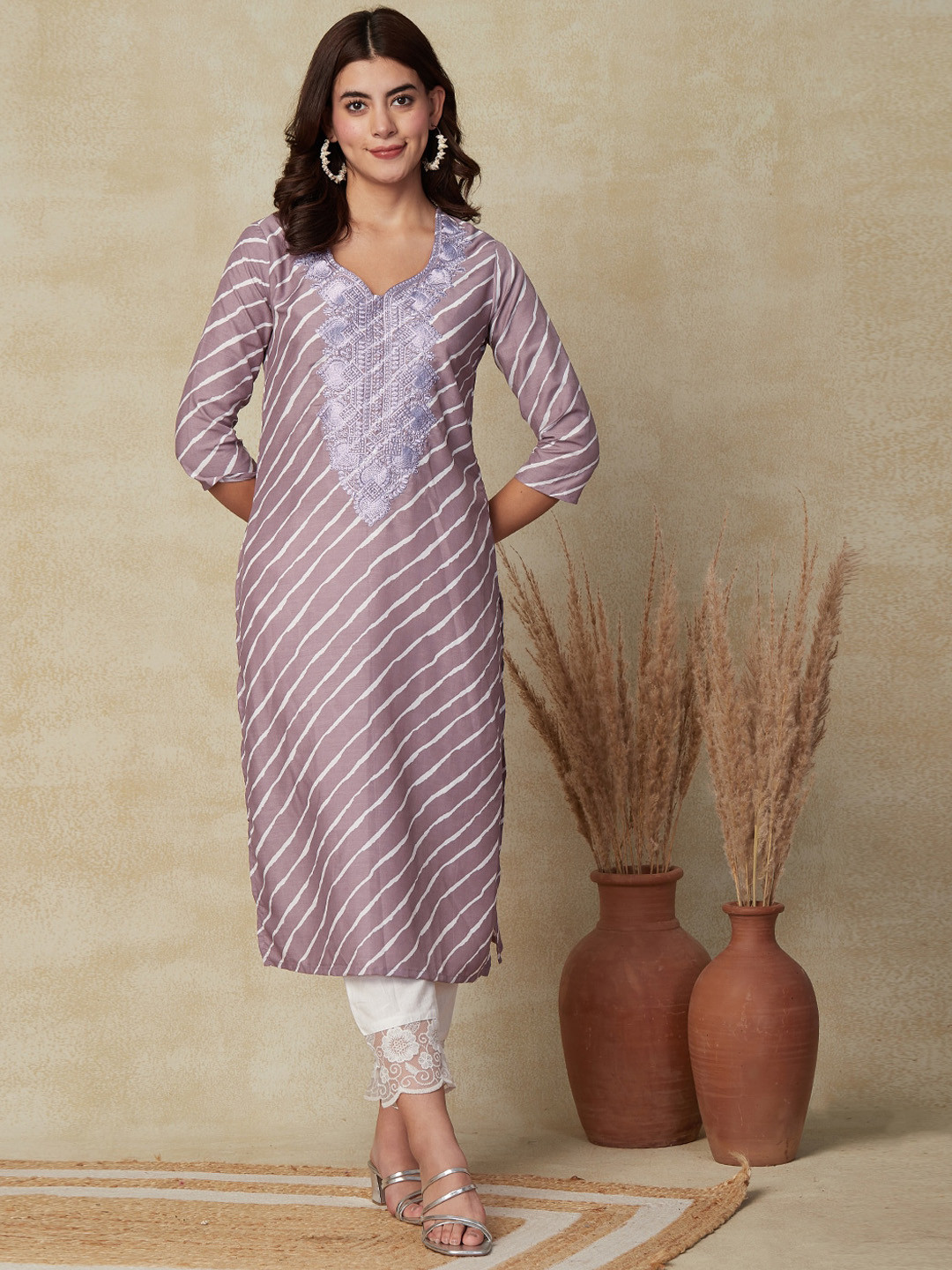

FASHOR Striped Thread Work Silk Kurta, Purple