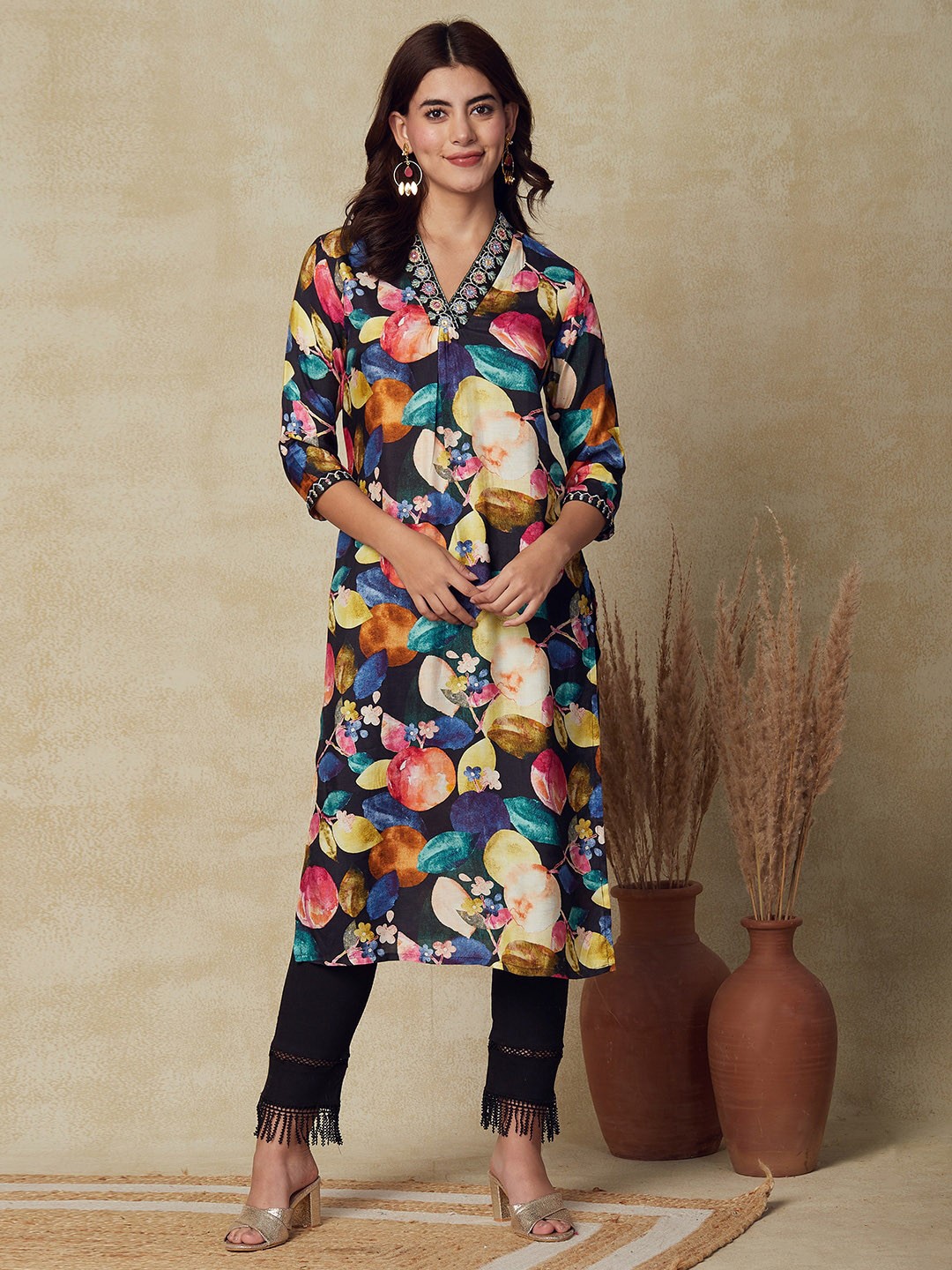 

FASHOR Navy Blue Floral Printed Thread Work Straight Kurta