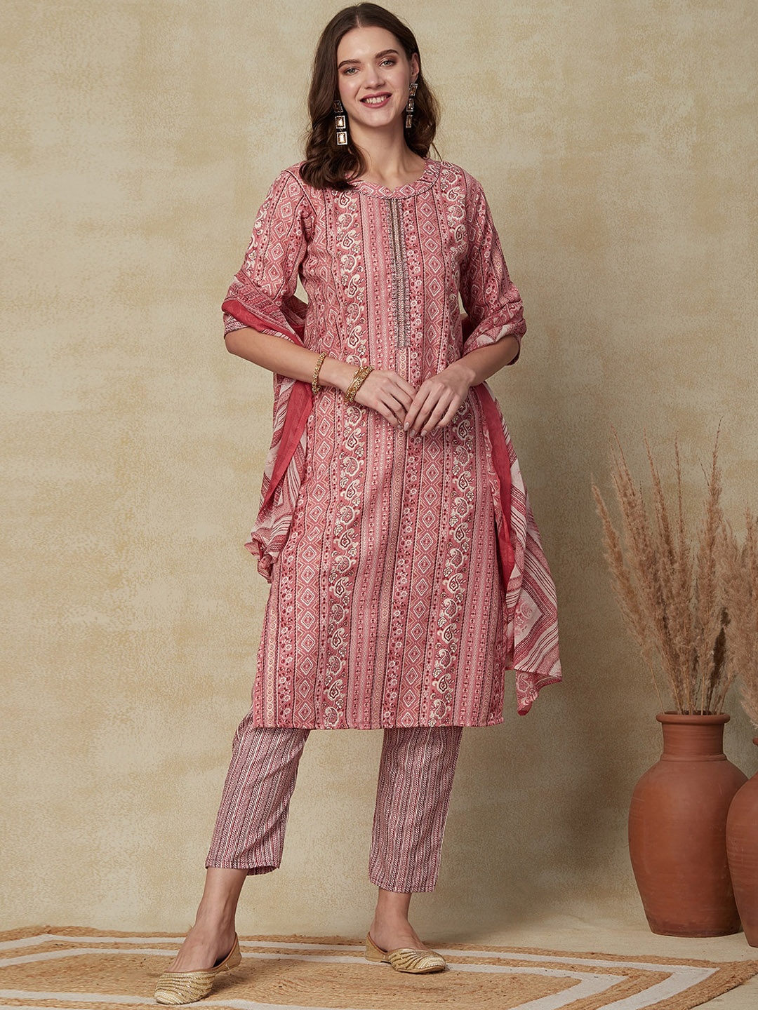 

FASHOR Floral Printed Kurta With Trousers & Dupatta, Pink